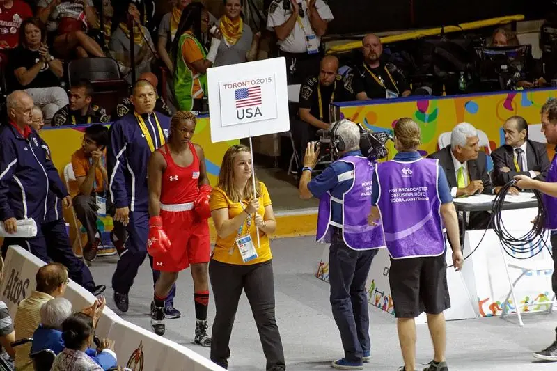 Η Claressa Shields μπαίνει στο ring στους Pan American Games, 2015.