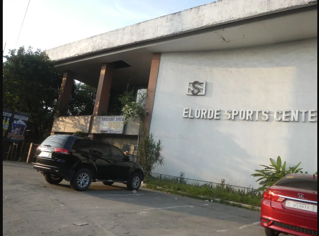 Το Elorde Sports Center στις Φιλιππίνες ως οπτική αναφορά για την κληρονομιά του Flash Elorde.