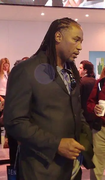 Ο Lennox Lewis σε μεταγενέστερη φωτογραφία του 2008.