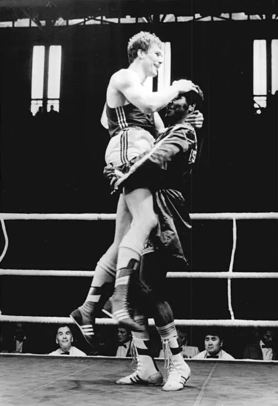 Οι Ulli Kaden και Teófilo Stevenson σε αγώνα το 1984.